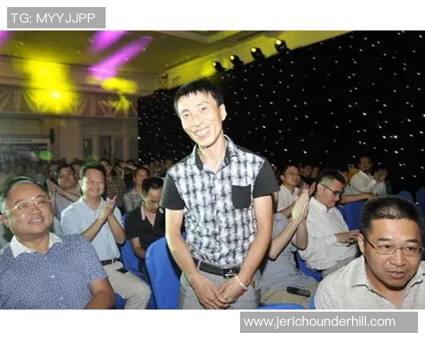 陈强谈网球生涯：从青涩少年到职业选手的心路历程与成长故事